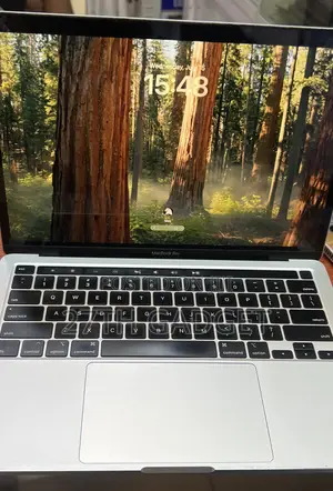 Laptop Apple MacBook Pro 2020 8GB Intel Core i5 SSD 256GB