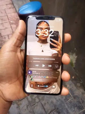 Apple iPhone X 64 GB Black