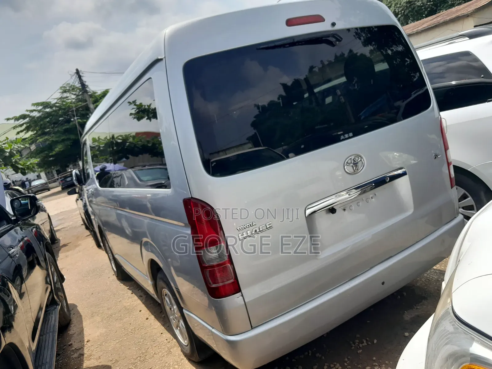 Toyota HiAce 2010 Grey