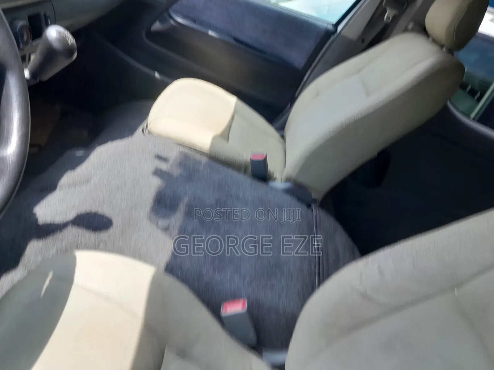 Toyota HiAce 2010 Grey