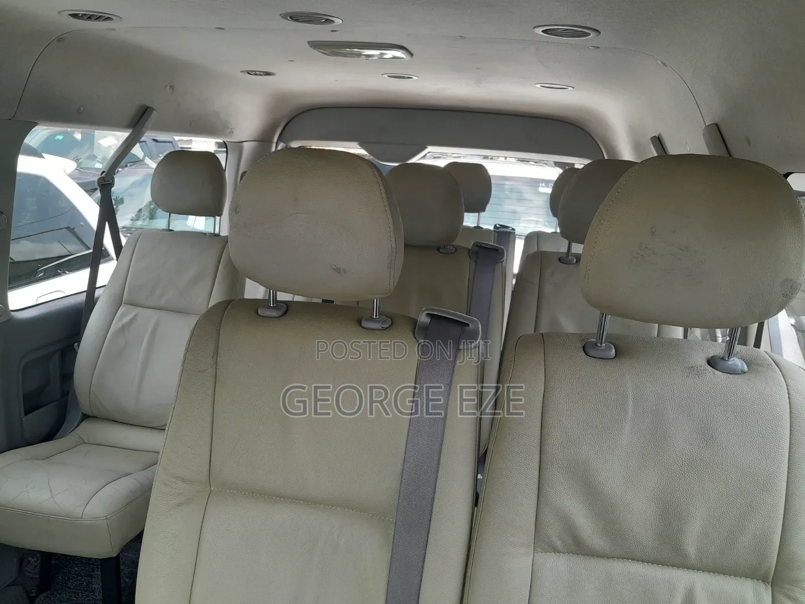 Toyota HiAce 2010 Grey