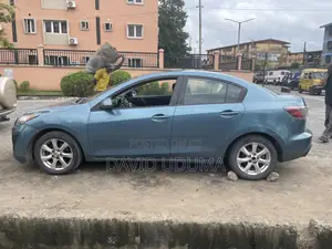 Mazda 3 2010 Green