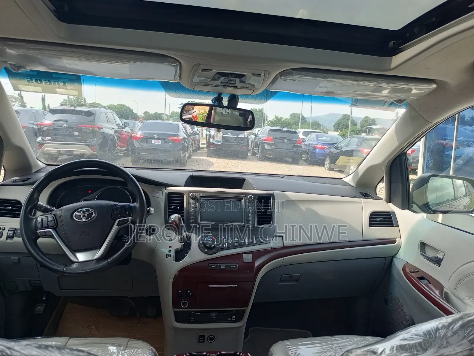 Toyota Sienna 2011