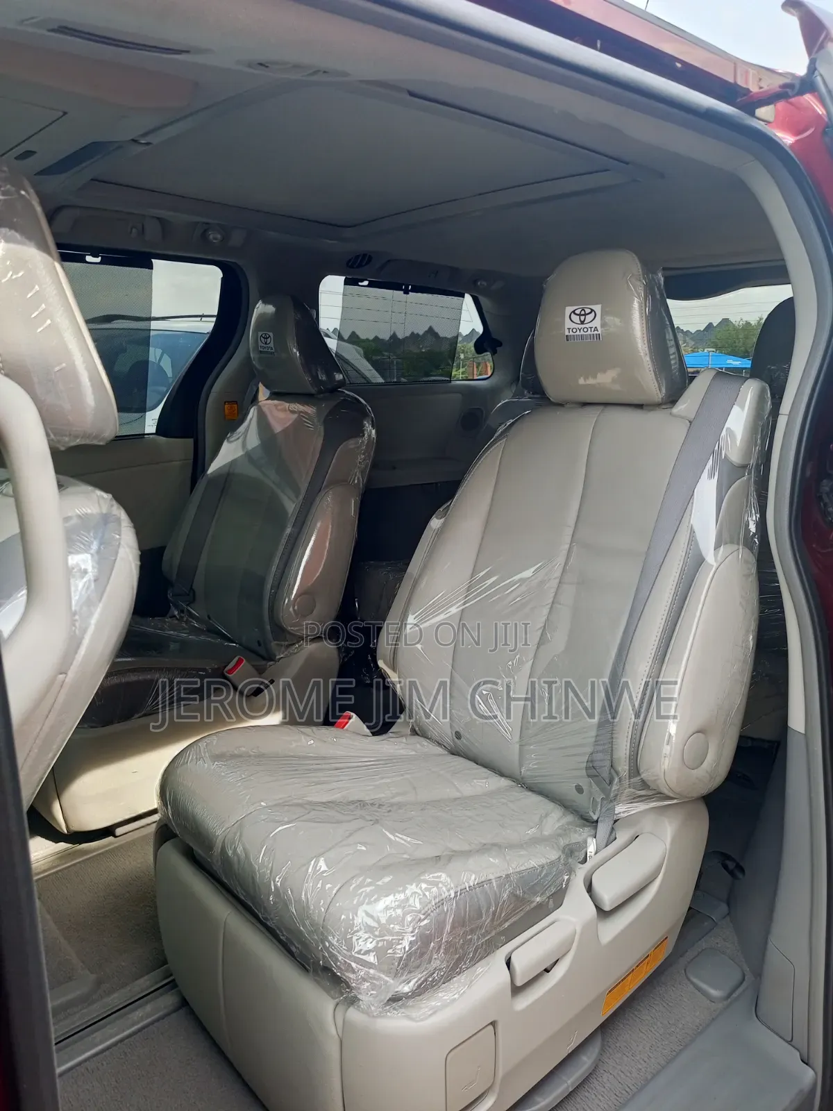 Toyota Sienna 2011