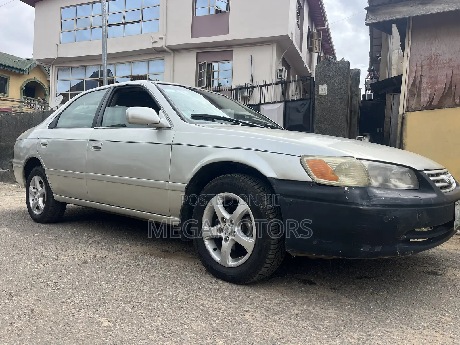 Toyota Camry 2001 Silver