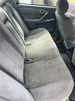 Toyota Camry 2001 Silver