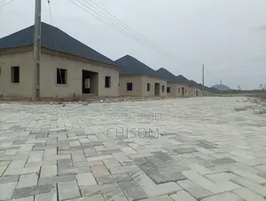 3bdrm House in Efab Dynamite, Kiami for sale