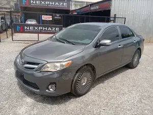 Toyota Corolla 2010 Gray