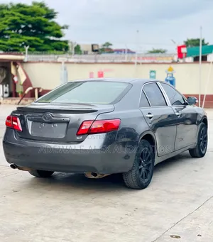 Toyota Camry XLE V6 4dr Sedan (3.5L 6cyl 6AM) 2008 Gray