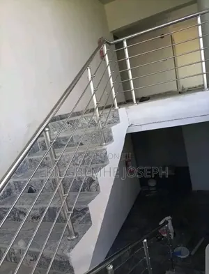 Stainless 5-Lining Railing