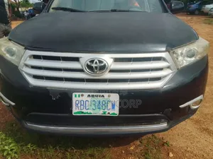 Toyota Highlander 2012 Black
