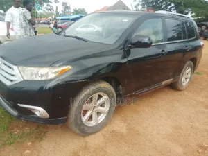 Toyota Highlander 2012 Black