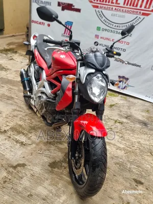Suzuki Bike 2014 Red