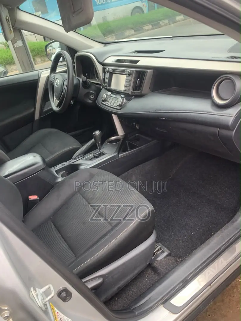 Toyota RAV4 2014 Silver