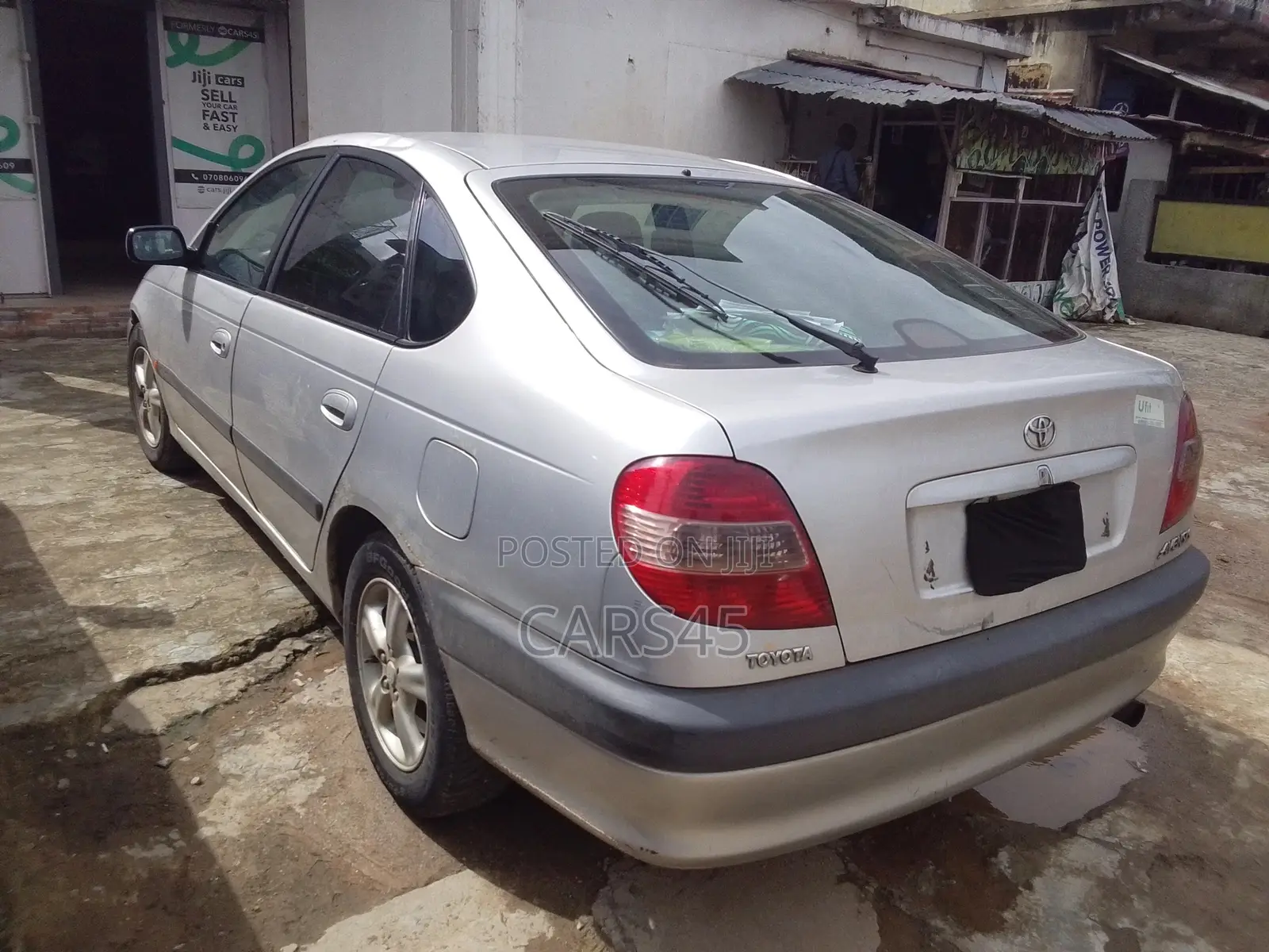 Toyota Avensis 2002 Silver