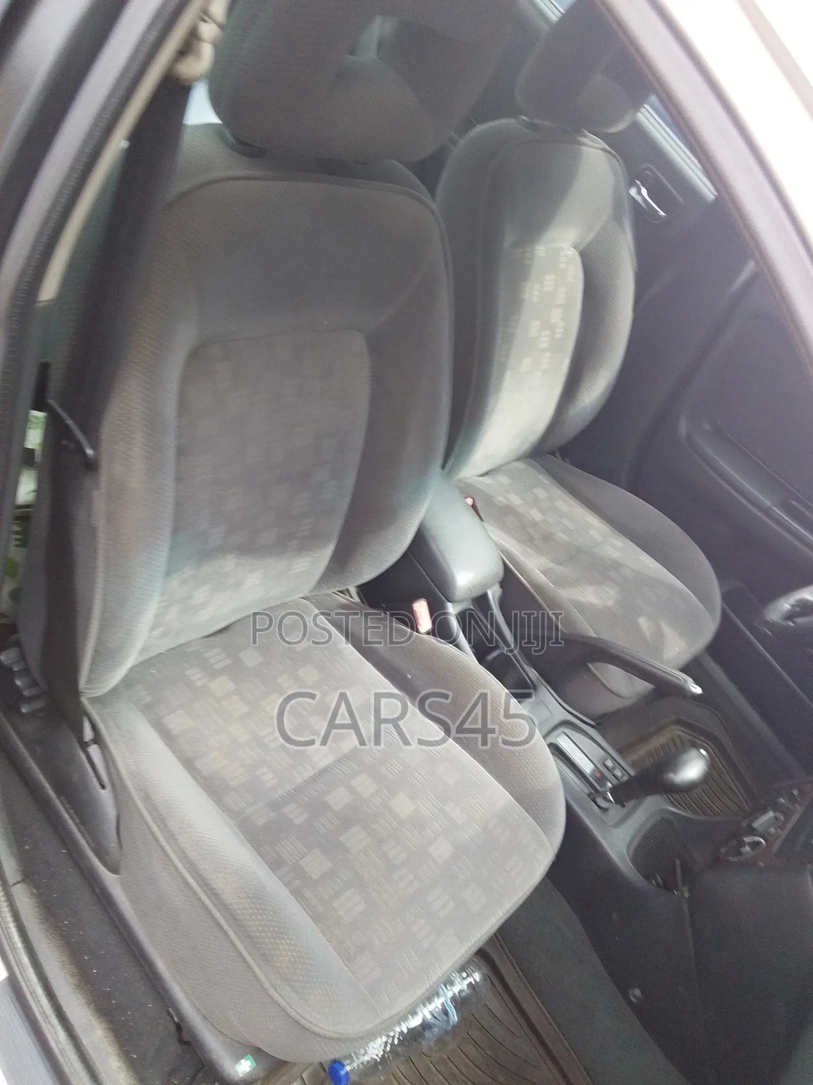 Toyota Avensis 2002 Silver