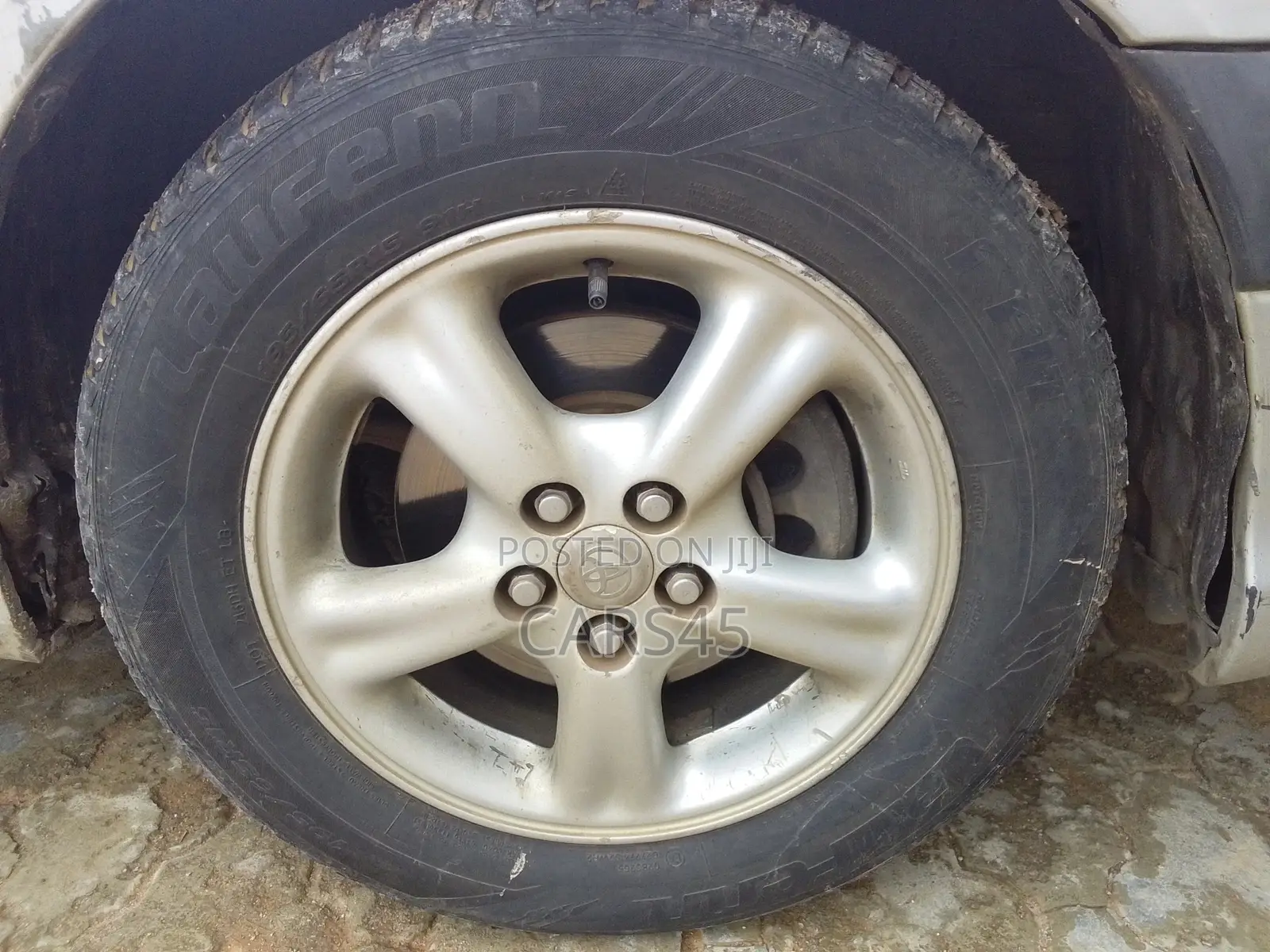 Toyota Avensis 2002 Silver