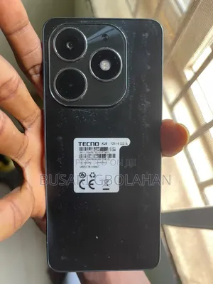 Tecno Spark 20 128 GB Black