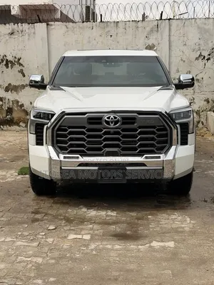 Toyota Tundra 1794 Edition CrewMax 5.5' Bed 2024 White