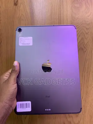 Apple iPad Pro 11 (2018) 256 GB Gray