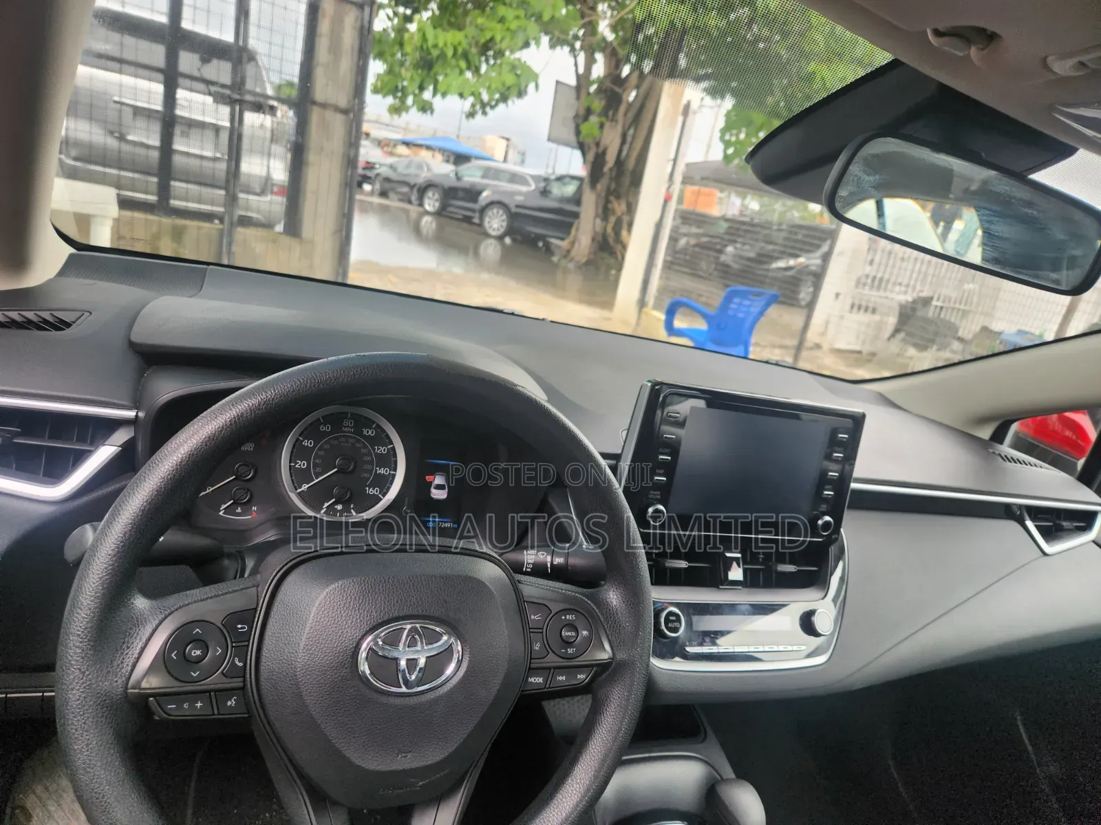Toyota Corolla LE 2021 Silver