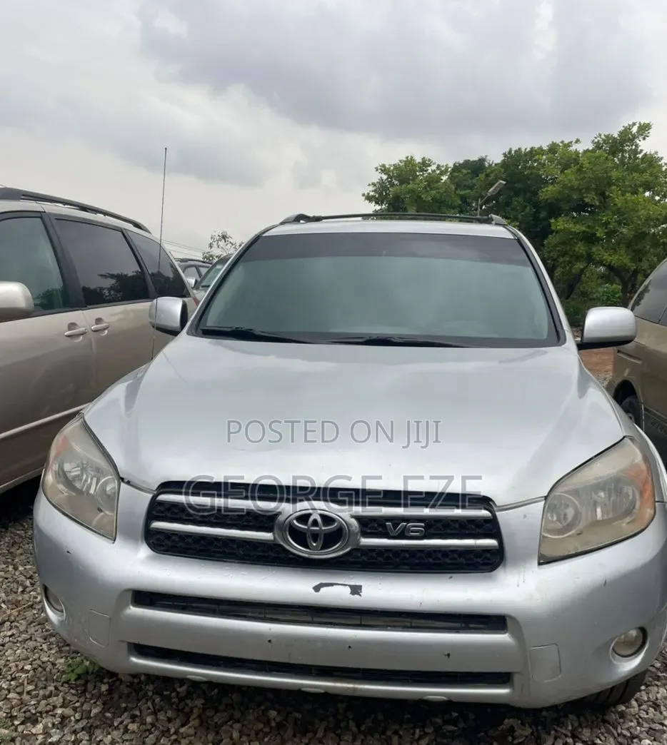 Toyota RAV4 2008 Silver