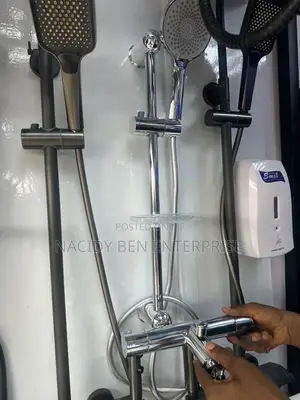 England Shower Kit With Handheld and Shower Head