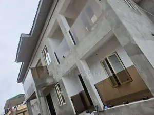 3bdrm Apartment in Aare, Oluyole for rent