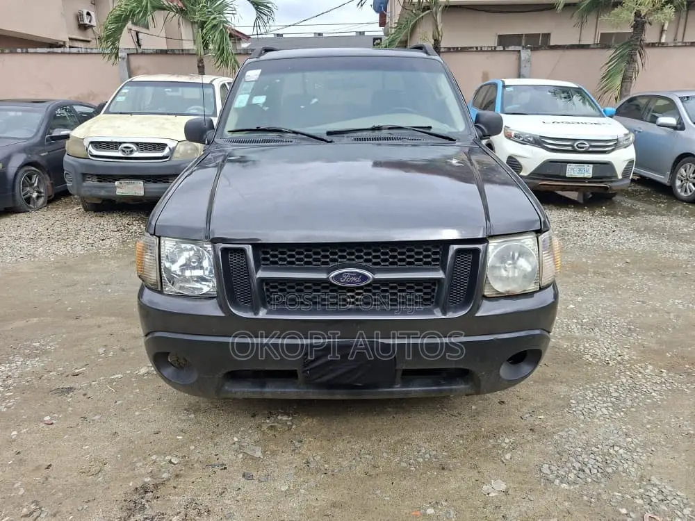 Ford Explorer 2005 Gray