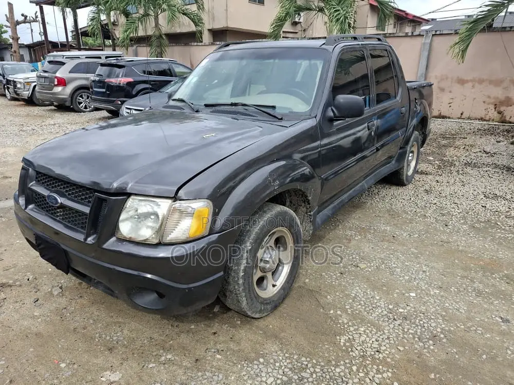Ford Explorer 2005 Gray