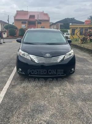 Toyota Sienna Limited 7 Passenger 2011 Black