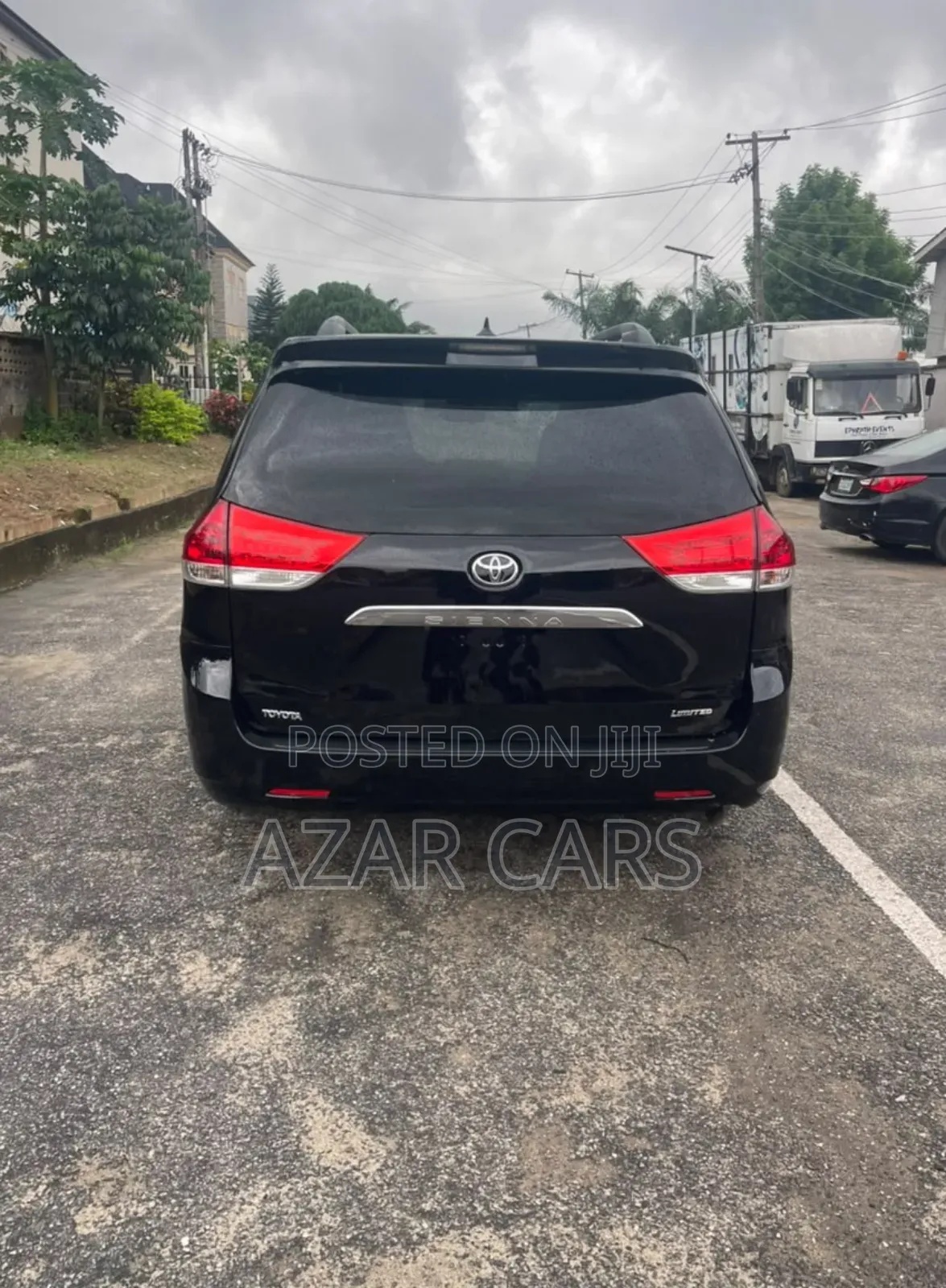 Toyota Sienna Limited 7 Passenger 2011 Black
