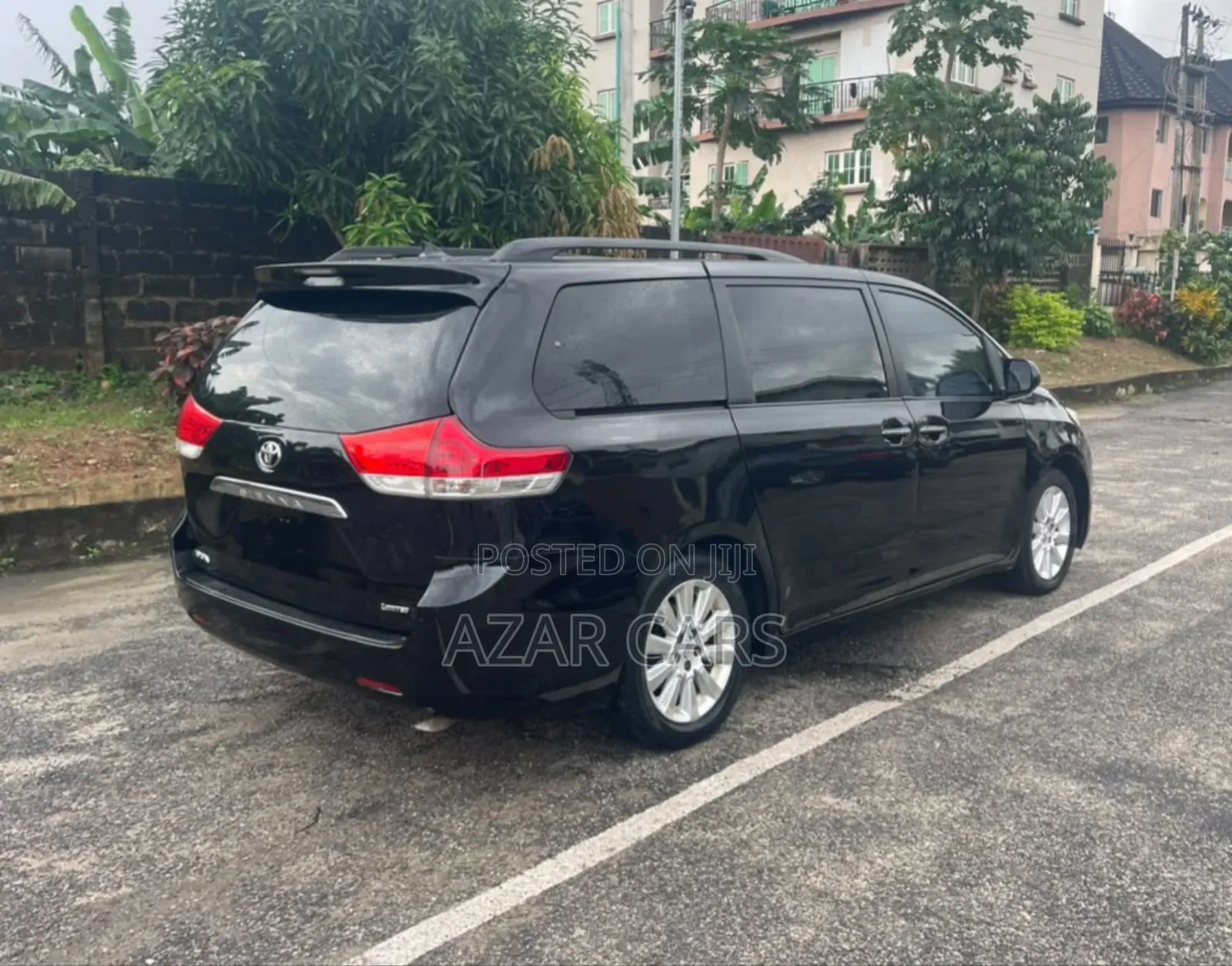 Toyota Sienna Limited 7 Passenger 2011 Black