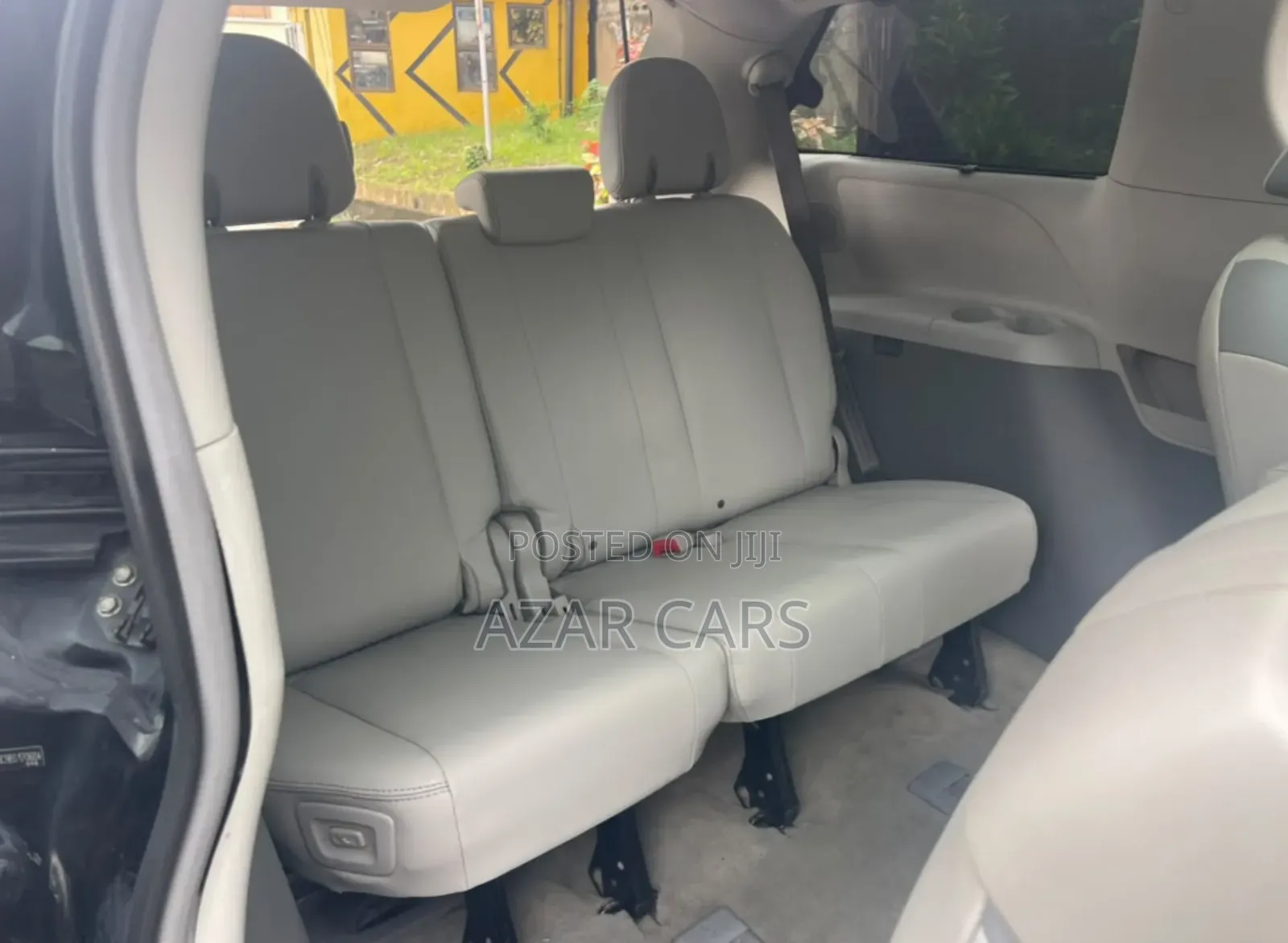 Toyota Sienna Limited 7 Passenger 2011 Black