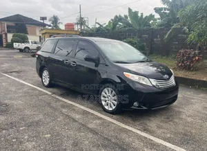 Toyota Sienna Limited 7 Passenger 2011 Black