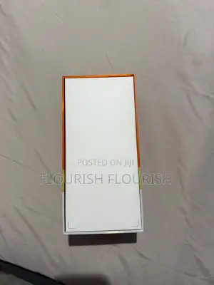 Tecno Spark Slim 256 GB White