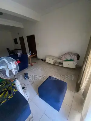 3bdrm Apartment in Agungi for rent