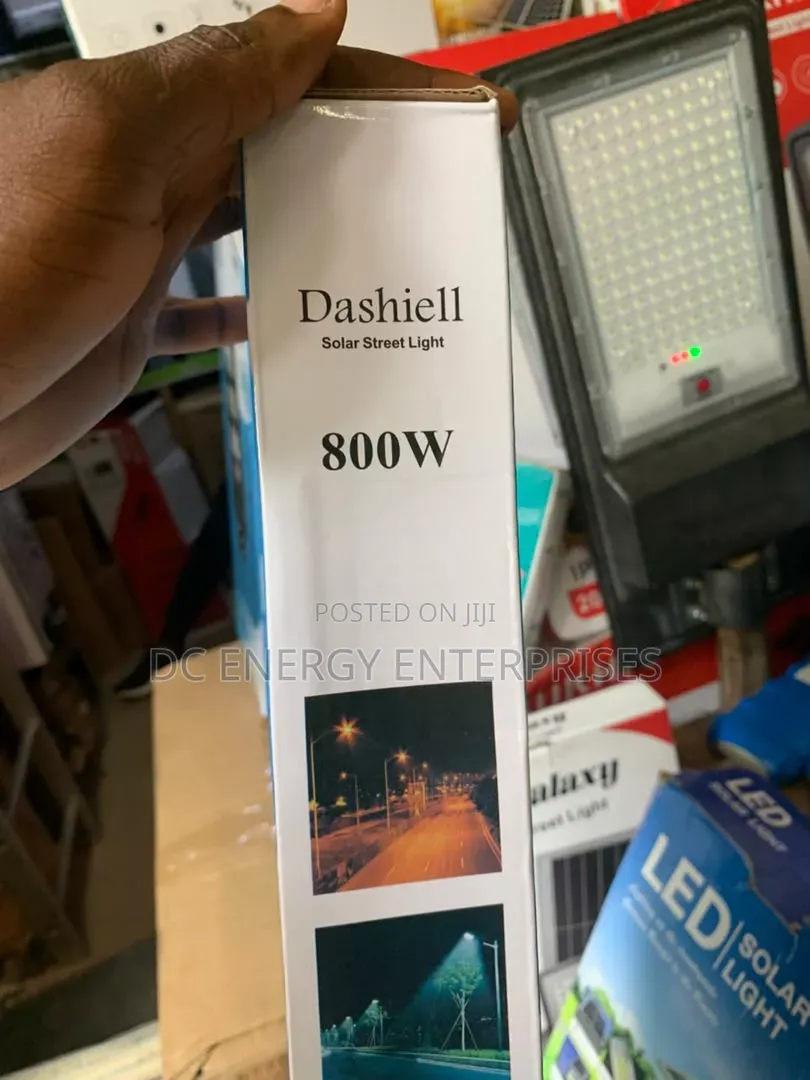 Dashial 800w Solar Street Light
