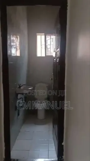 4bdrm Block of Flats in Enugu for rent