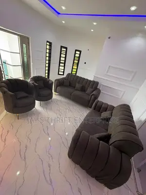 7-Seater Chesterfield Parlor Chairs