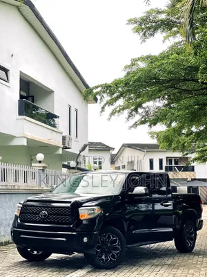 Toyota Tundra 2021 Black