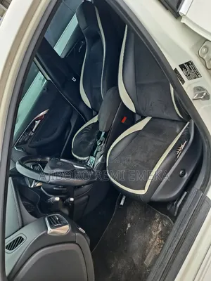 Infiniti Q30 2016 White