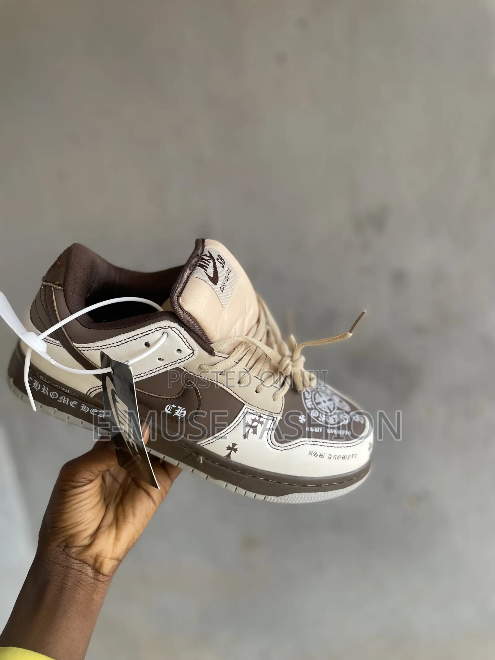Unisex Sneakers