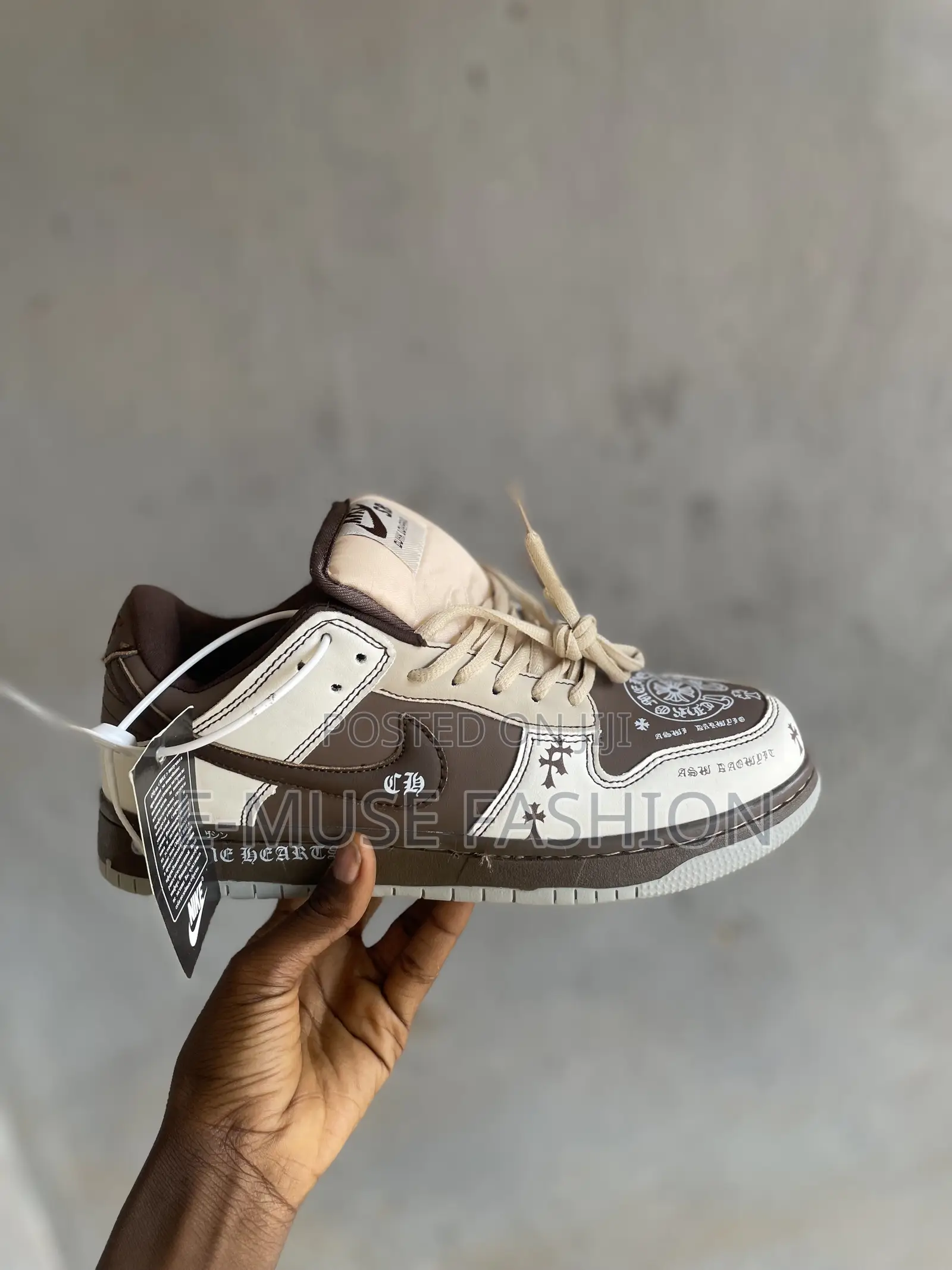 Unisex Sneakers