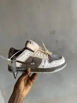 Unisex Sneakers