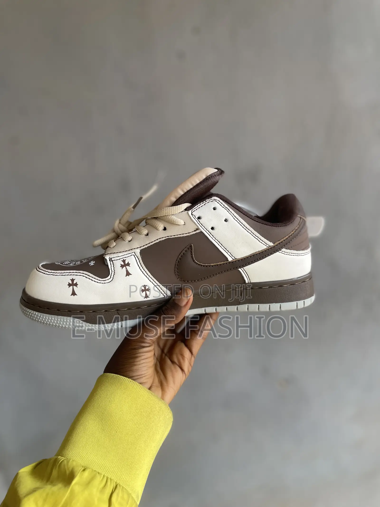 Unisex Sneakers
