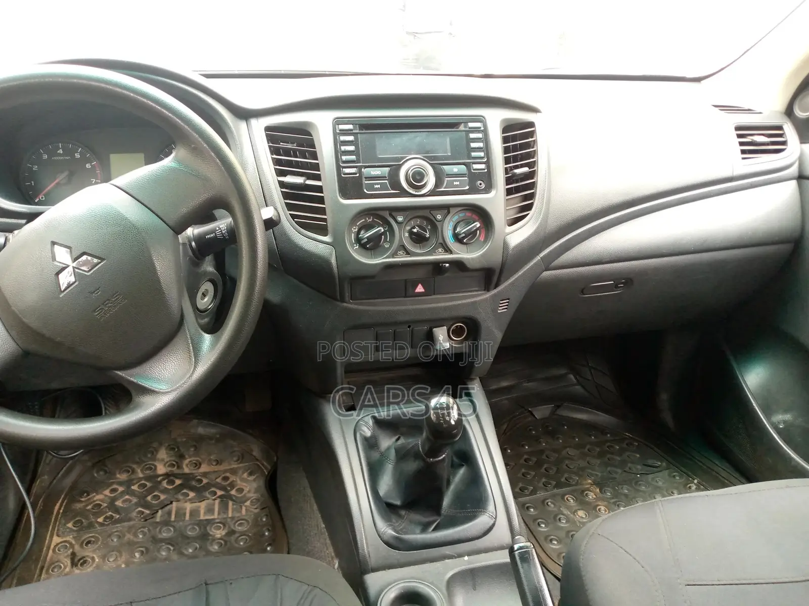Mitsubishi L200 2019 White