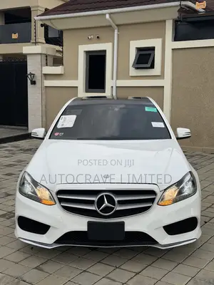 Mercedes-Benz E350 Base 4Matic Sedan AWD (3.5L 6cyl 7A) 2014 White