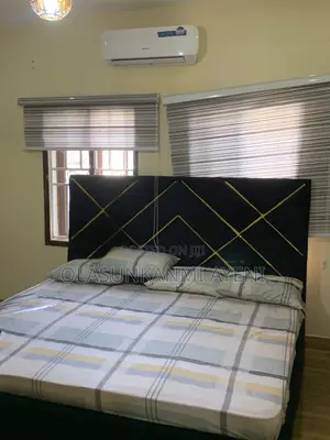 Bedframe and Mattress