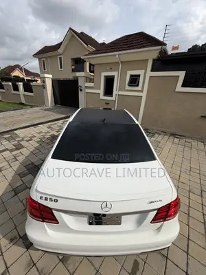 Mercedes-Benz E350 Base 4Matic Sedan AWD (3.5L 6cyl 7A) 2014 White